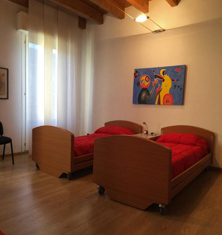 Appartamento Corso Adda โลดิ ภายนอก รูปภาพ