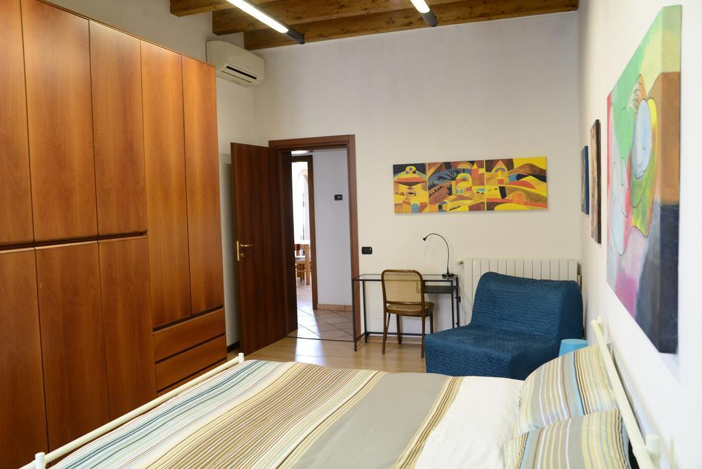 Appartamento Corso Adda โลดิ ภายนอก รูปภาพ